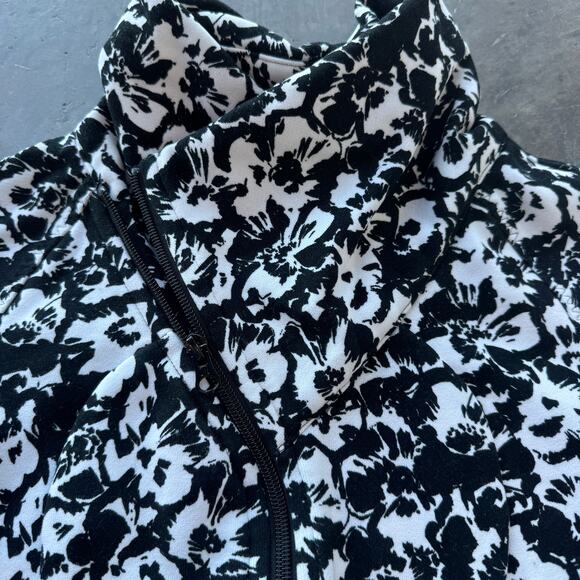 Vintage Y2K Lululemon Asymmetric Zip Floral Cozy Cuddle Up Jacket Women's 6 - Picture 3 of 7
